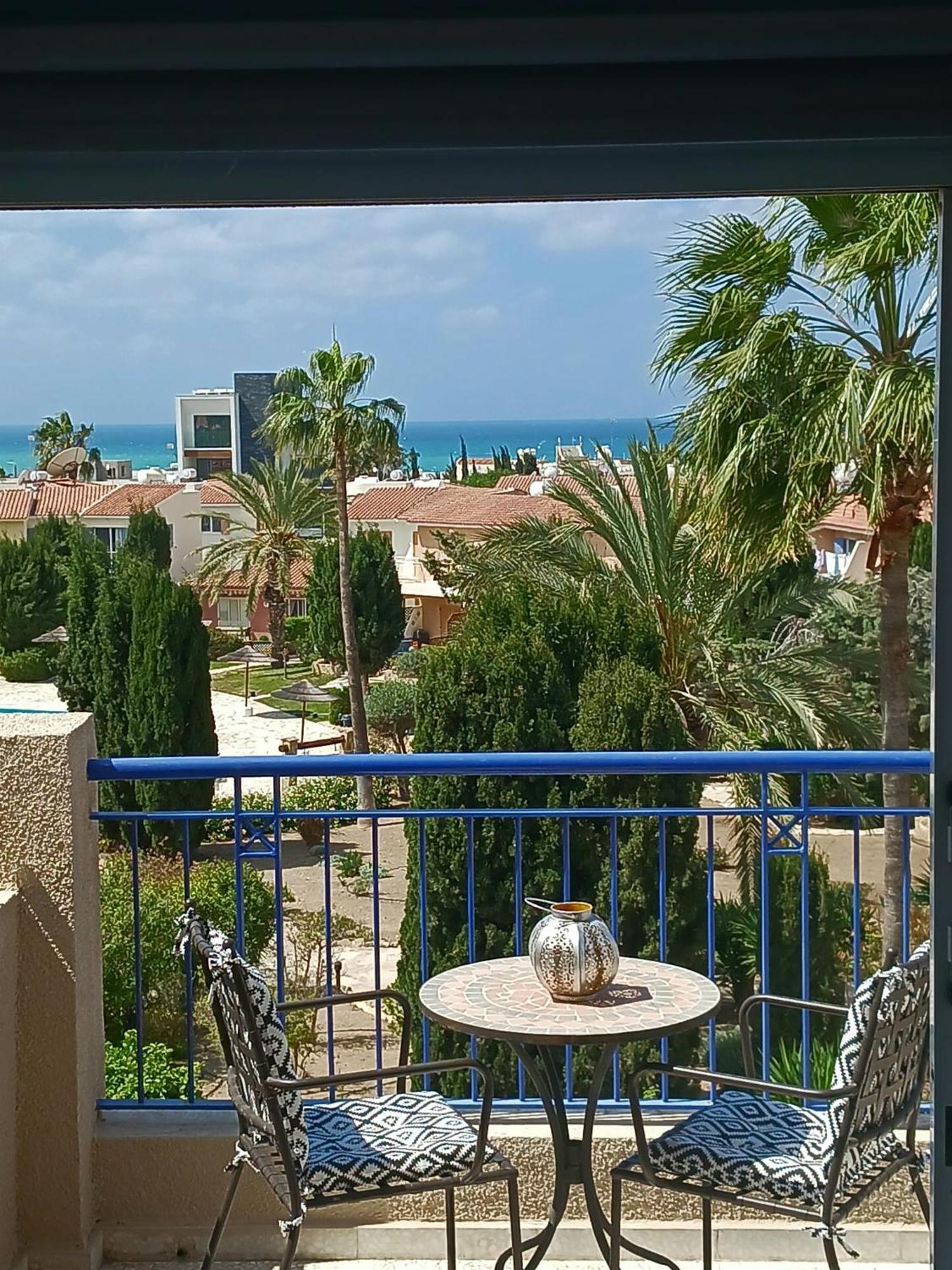 Modern Sea View Apartment Regina Gardens Paphos Exterior photo